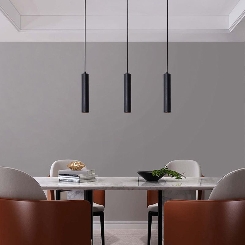 Luminária Pendente Solira Moderna Formato Cilíndrico Preta Linear