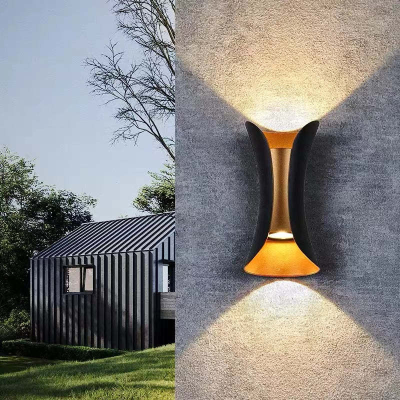 Arandela LED Externa Curva Calyxor